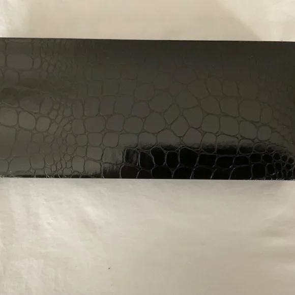 Hard Rock PinsSetOf four from Amsterdam - Picture 5 of 5